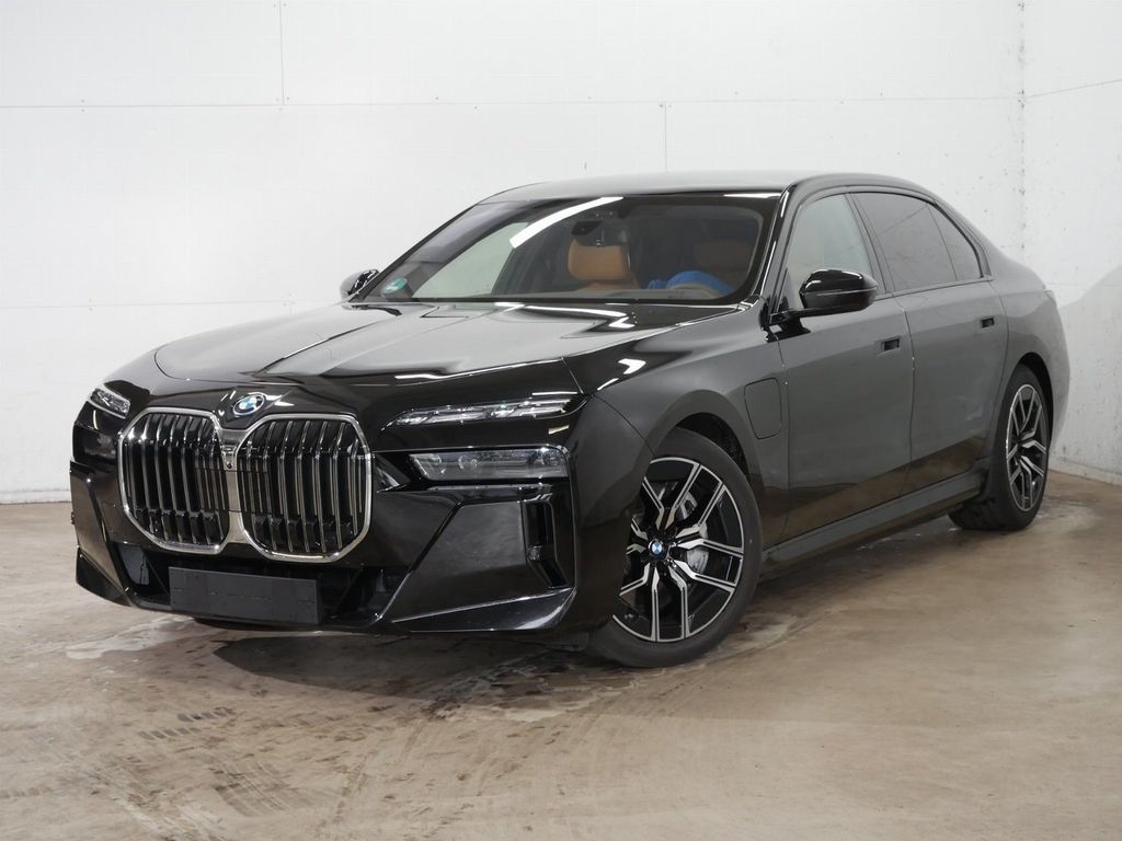 Bild des Angebotes BMW 750e xDrive |Automatiktüren |Sky Lounge |M Sport