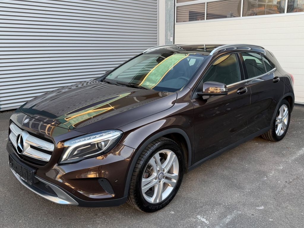 Bild des Angebotes Mercedes-Benz GLA 250 SHZ*PANO*NAVI*8FACH*TEMP*TÜV*SERVICE*NEU