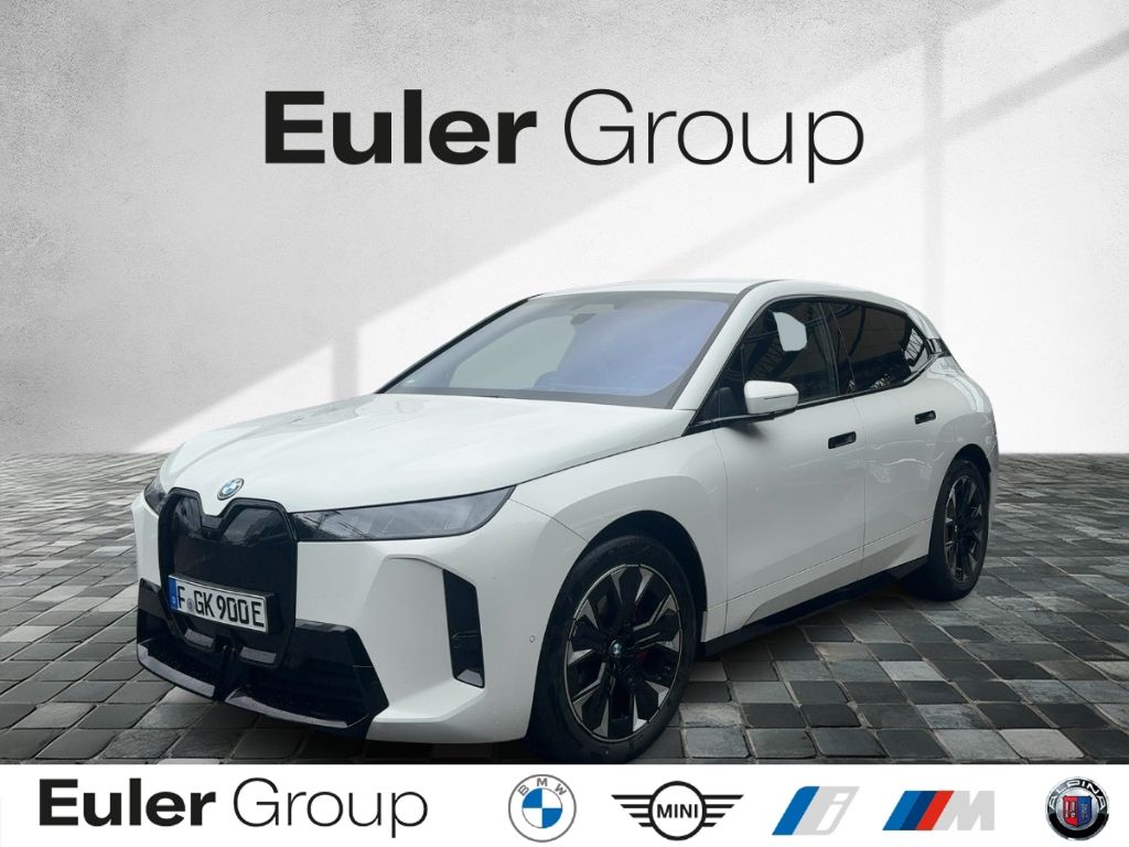 Bild des Angebotes BMW iX xDrive 45 Sportpaket HUD StandHZG Navi Digita