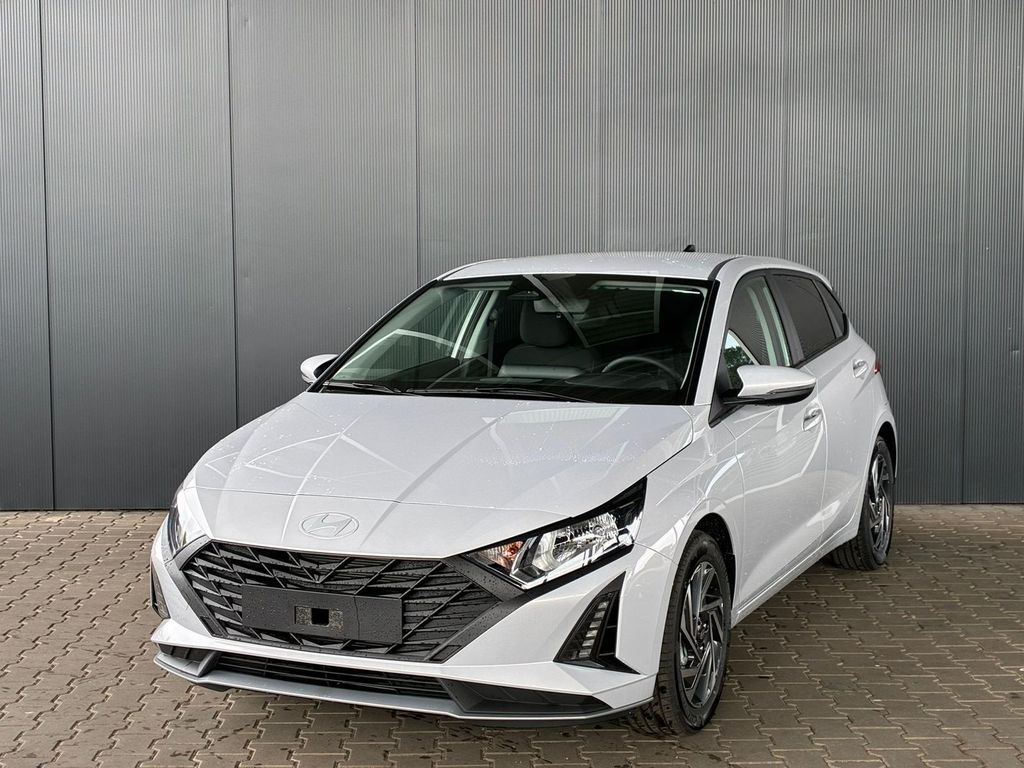 Bild des Angebotes Hyundai i20 Pure 1.2 MPI / Navi / PDC Hinten + Kamera /