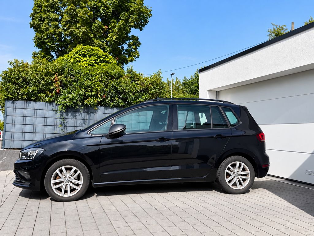 Bild des Angebotes Volkswagen Golf Sportsvan 2.0 TDI SCR DSG Comfortline C...