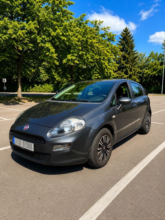 Bild des Angebotes Fiat Punto 1.2 8V | 69 PS | TÜV NEU 08/2028 |