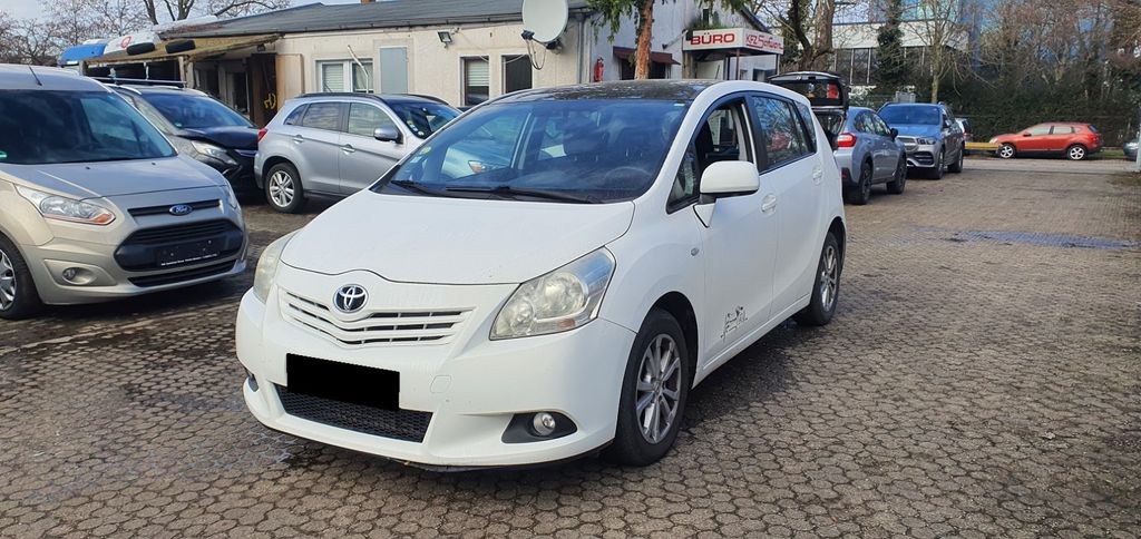 Bild des Angebotes Toyota Verso Basis 2,0D-4D..Navi..Klima..Tempomat..