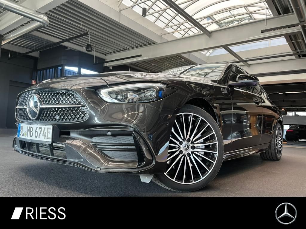 Bild des Angebotes Mercedes-Benz C 300 de AMG+AHK+PANO+BURM3D+360+KEYLESS+DIGITAL