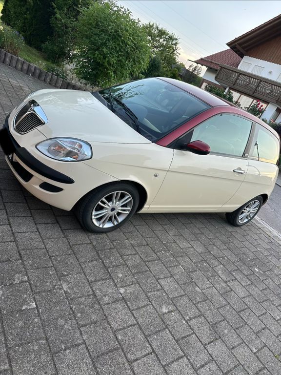 Lancia Ypsilon 1.2 16v Oro Oro