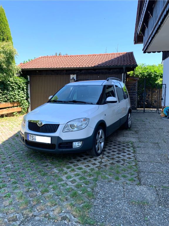 Bild des Angebotes Skoda Roomster 1.6 16V Scout Plus Edition Scout Pl...