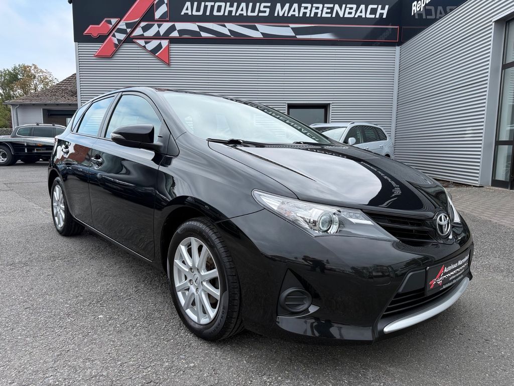 Bild des Angebotes Toyota Auris Cool