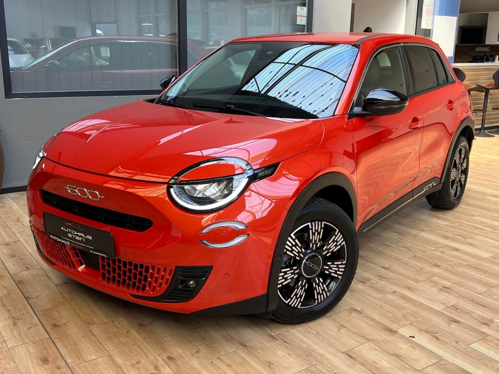 Bild des Angebotes Fiat 600 e 115 kW La Prima/Navi/ACC/Kamera/DAB