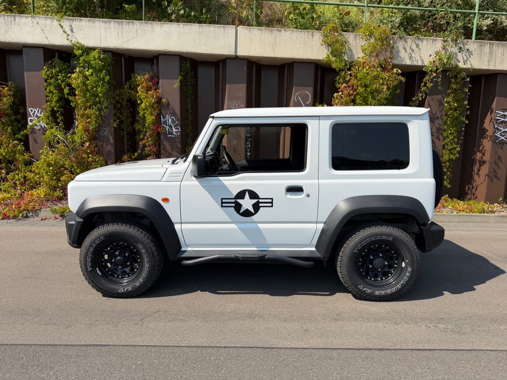 Bild des Angebotes Suzuki Jimny Comfort AllGrip / BRD-Fahrzeug / 14.200 KM