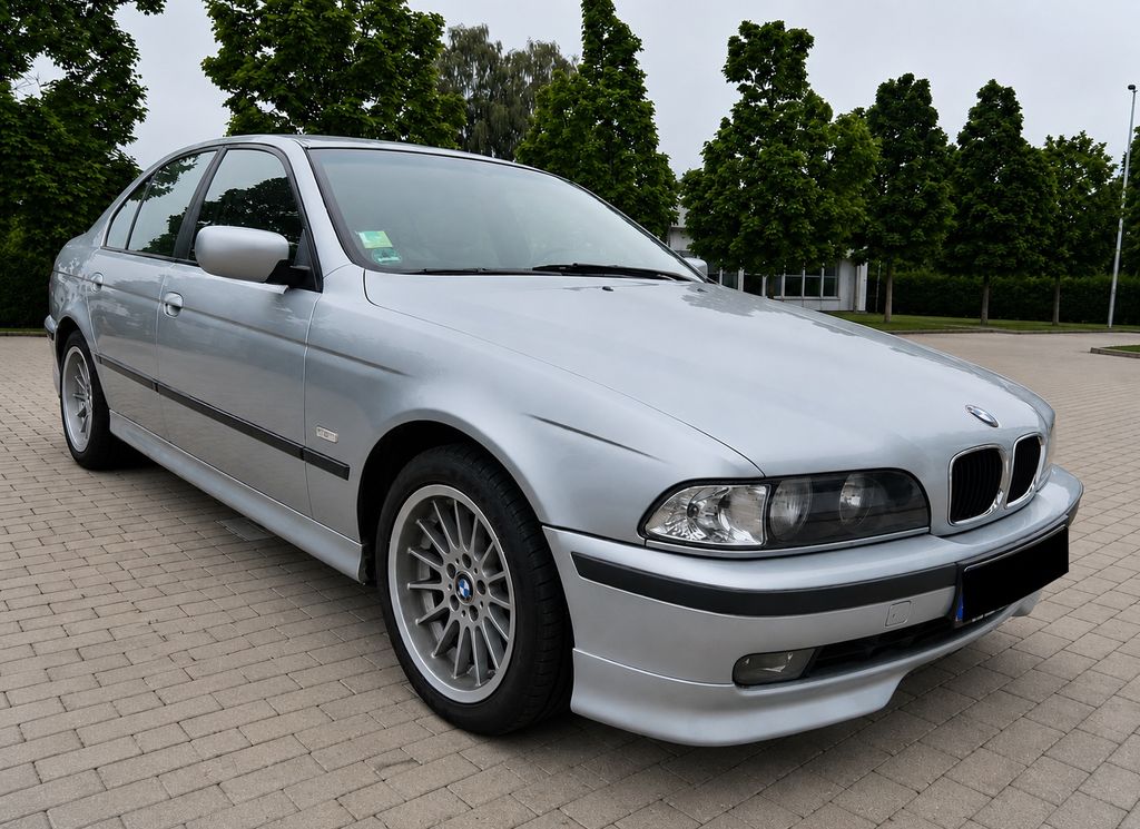 BMW 528i 528i