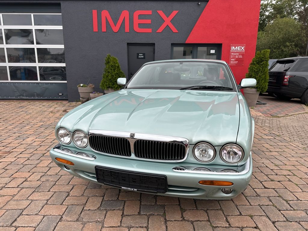 Bild des Angebotes Jaguar XJ8 3.2 237 PS Tüv neu 1.H Historie Komplett AHK