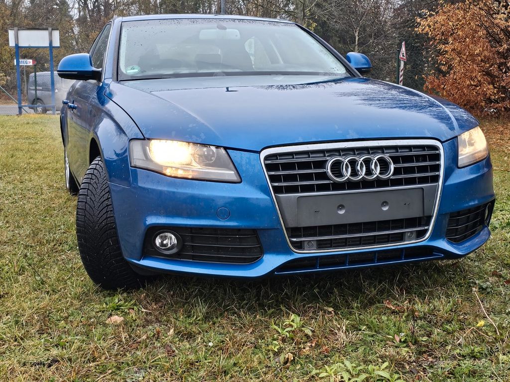 Audi A4 2.7 TDI (DPF) multitronic Attraction Attr...