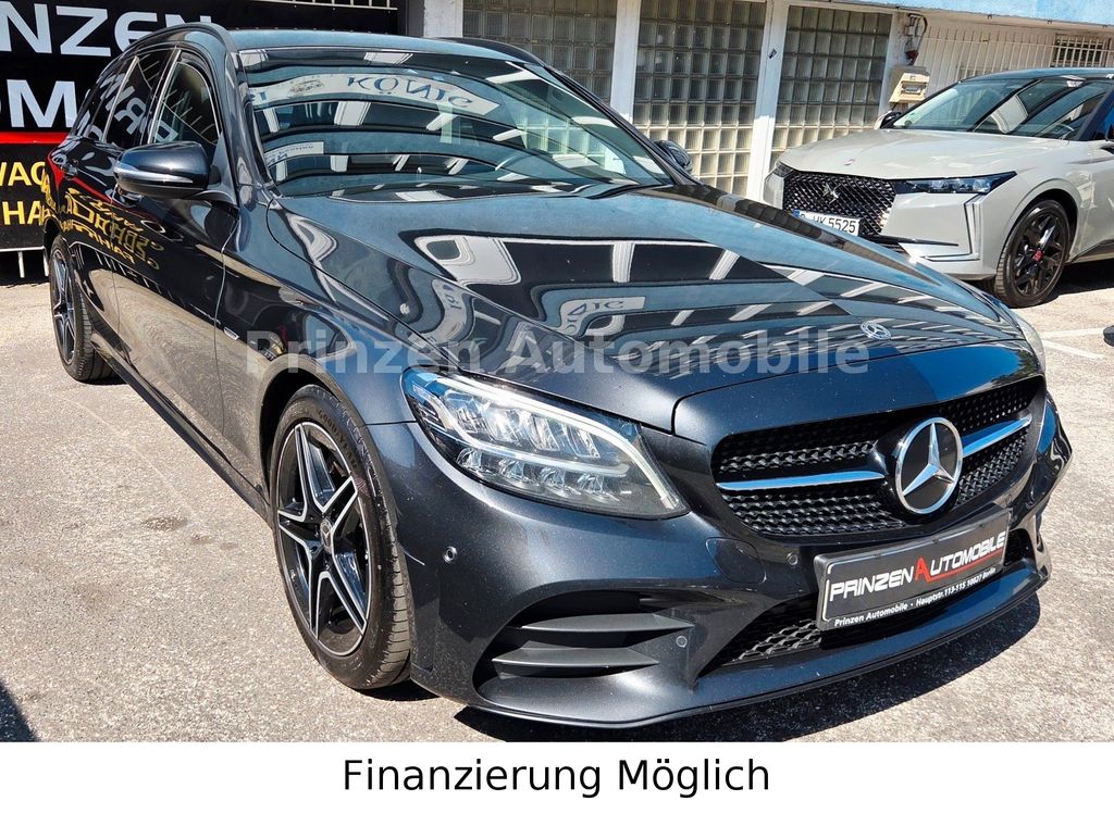Mercedes-Benz C 220 d  Amg /Night Edition/Widescreen/R.Cam/LED