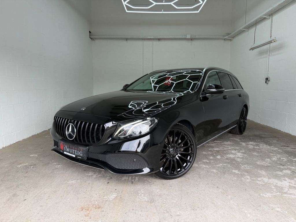 Bild des Angebotes Mercedes-Benz E 200 T Avantgarde+LED+NAVI+KAMERA+AMBIENTE+
