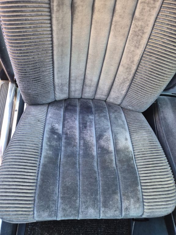 Mercedes-Benz 300 SEL