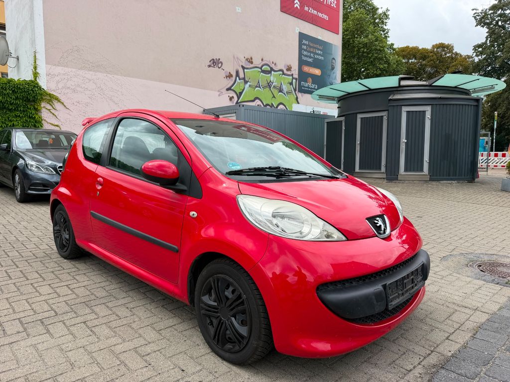 Bild des Angebotes Peugeot 107 Filou *Klima/50KW/Sport*