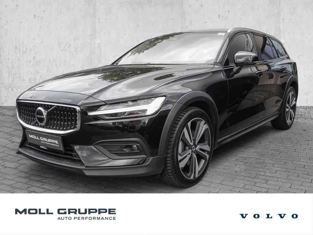 Bild des Angebotes Volvo V60 Cross Country B4 D AWD Ultimate Bright H&K