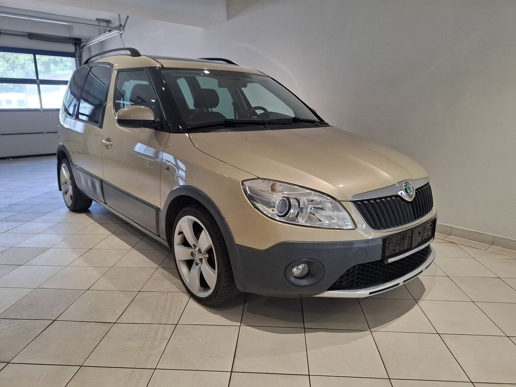 Bild des Angebotes Skoda Roomster Scout 1.2 TSI Panorama Klima PDC