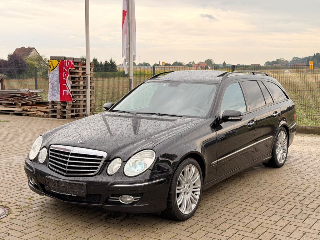 Bild des Angebotes Mercedes-Benz E 320 CDI  T-Modell*NAVI/HARMANKARDON/SHZ/VOLL*