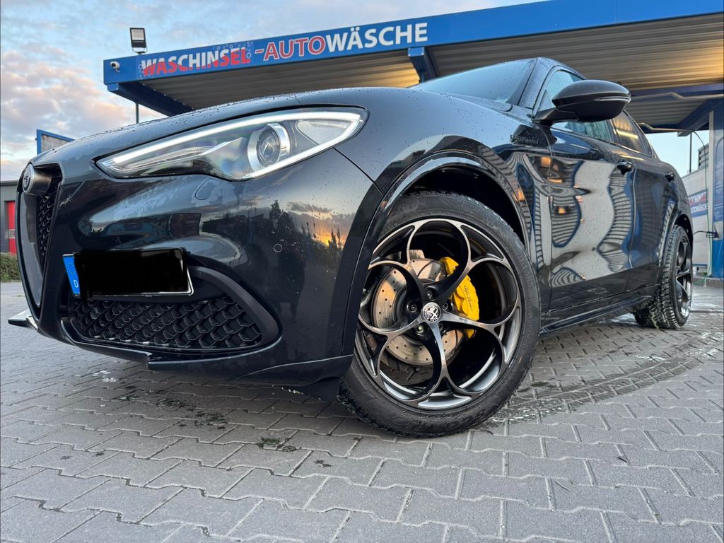 Bild des Angebotes Alfa Romeo Stelvio 2.0 Turbo 16V 206kW Estrema AT8-Q4 E...