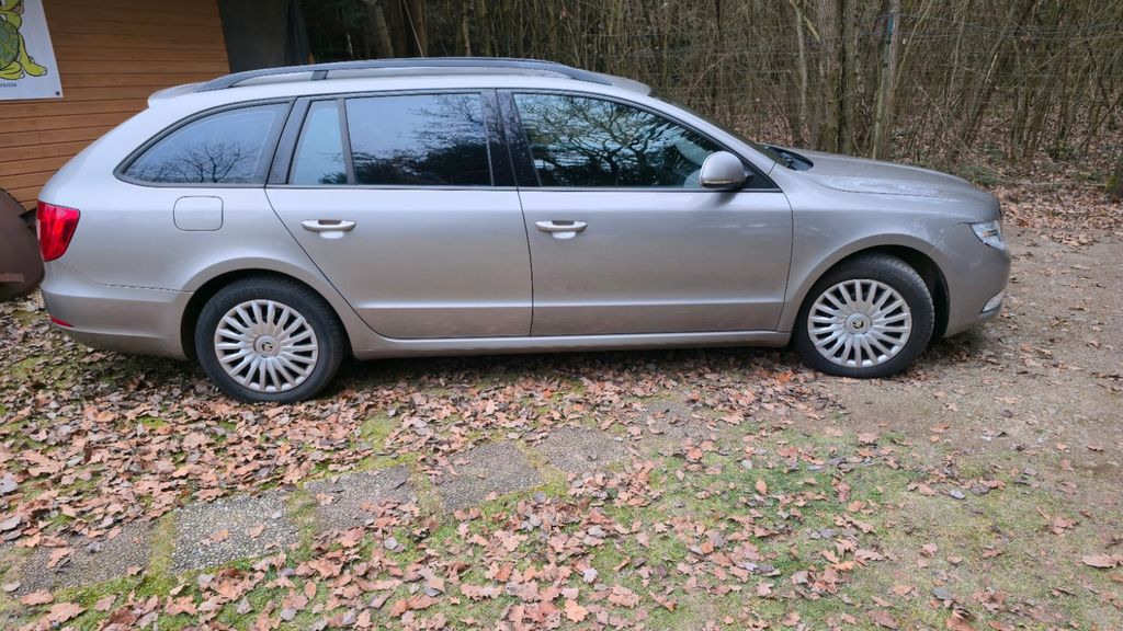 Bild des Angebotes Skoda Superb 2.0 TDI DSG Comfort Combi Comfort
