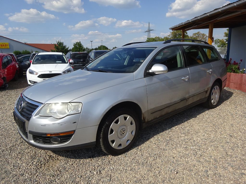 Bild des Angebotes Volkswagen Passat 1.6 Variant Trendline