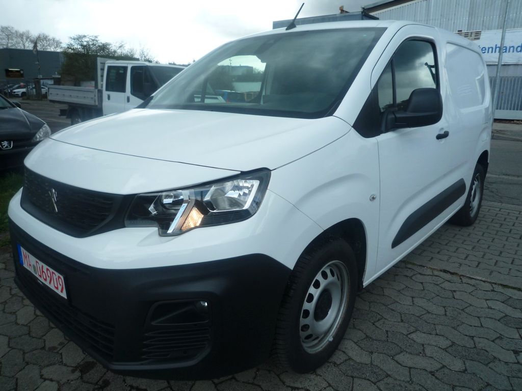 Bild des Angebotes Peugeot Partner Premium L1 NAVI,Regal.