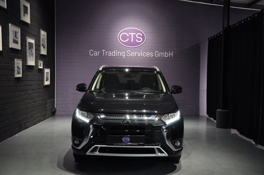 Bild des Angebotes Mitsubishi Outlander PHEV Basis 4WD/1 HAND/PLUG-IN HYBRID