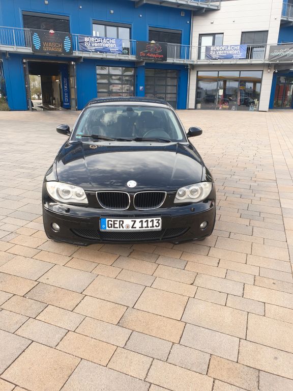 BMW 120i -