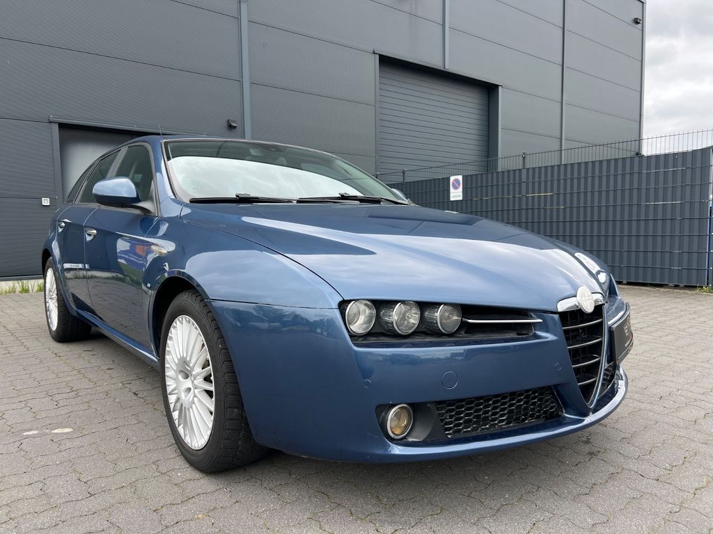 Bild des Angebotes Alfa Romeo 159 Sportwagon 1.9 JTS  Distinctive TÜV NEU*NAVI