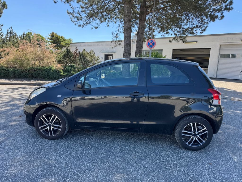 Toyota Yaris 1.0 Cool