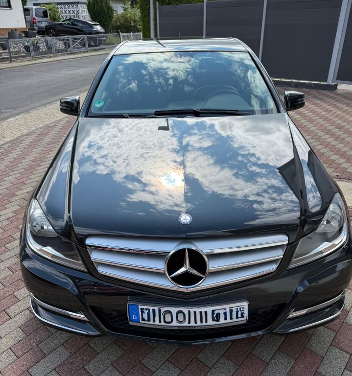 Bild des Angebotes Mercedes-Benz 200