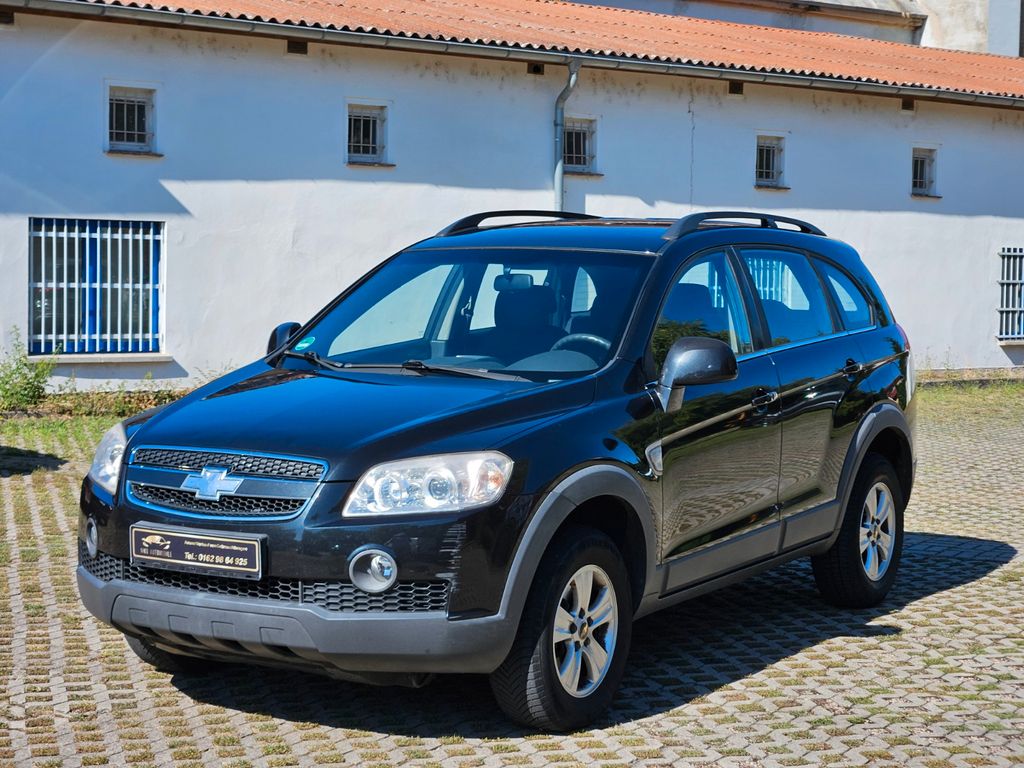 Bild des Angebotes Chevrolet Captiva 2.4 LS 2WD