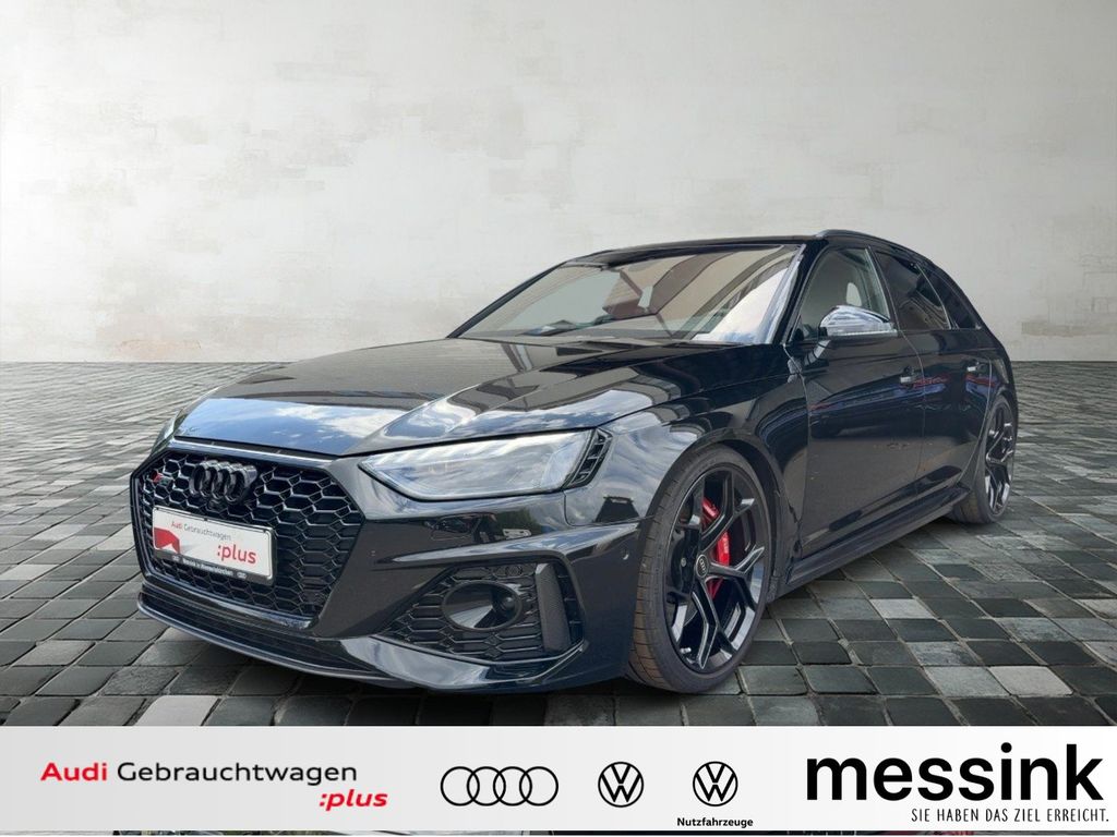 Bild des Angebotes Audi RS4 Avant competition plus *Head-Up*Carbon*Pano*