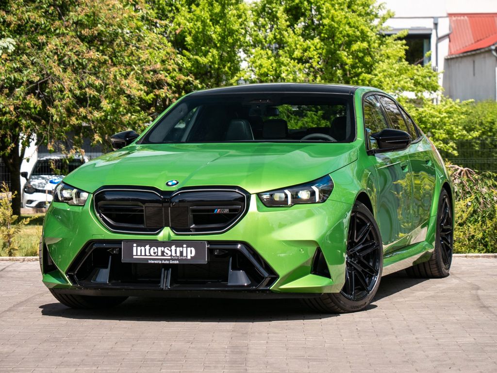 Bild des Angebotes BMW M5 INDIVIDUAL.DR.ASS.PRO.PANO.360.4ZONEN.LHZ.B&W