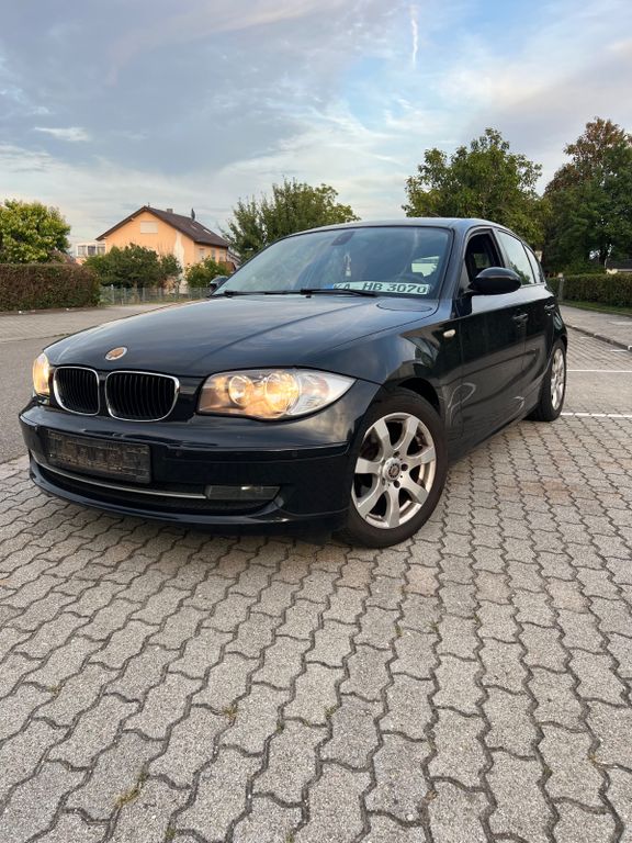 Bild des Angebotes BMW 120i Edition Lifestyle Edition Lifestyle