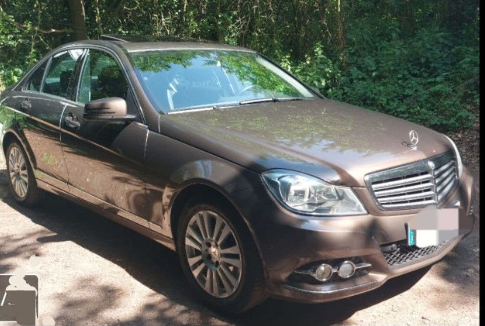 Bild des Angebotes Mercedes-Benz C 200 ELEGANCE , tolle Metallicfarbe