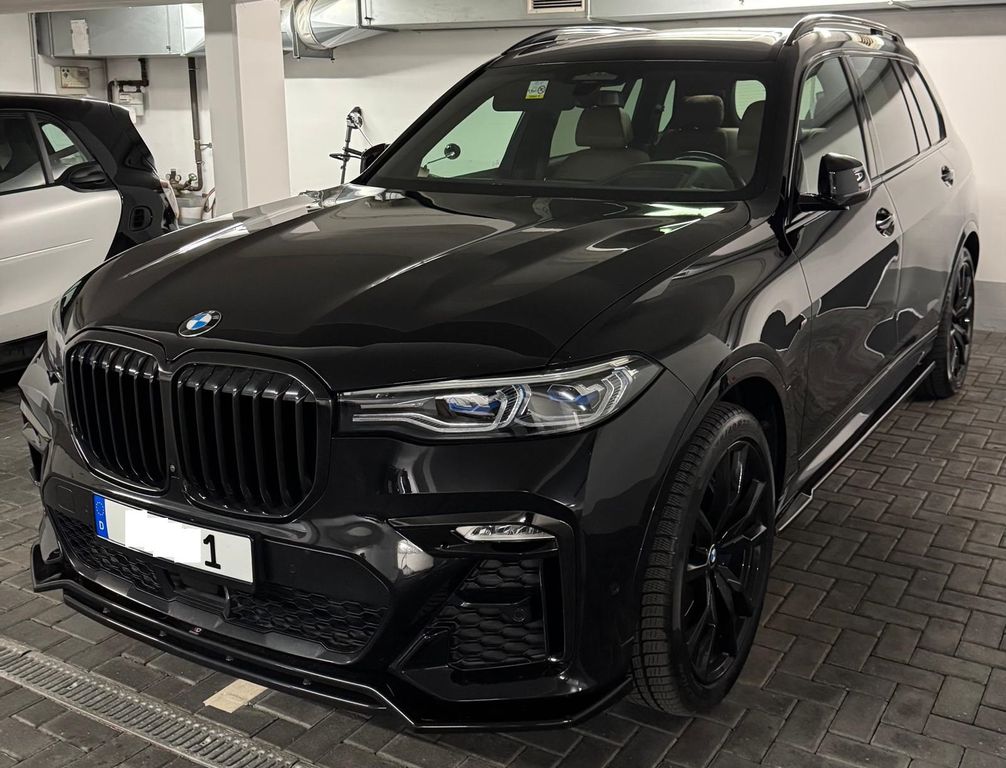 Bild des Angebotes BMW X7 M50i  SOFT-CLOSE / PANO / MWST / GARANTIE uvm