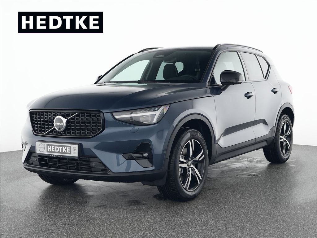Bild des Angebotes Volvo 31% NACHLASS AUF UPE! XC40 B4 Plus Dark - Standh