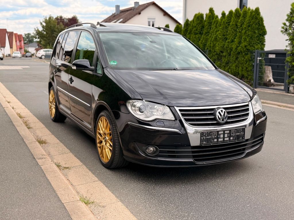 Bild des Angebotes Volkswagen Touran 2.0 TDI DSG/Highline