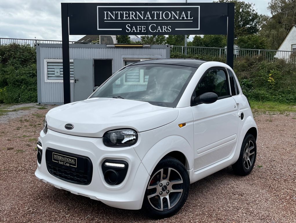 Bild des Angebotes Microcar DUÈ 6 / 2-Zylinder / 1.Hand / Leder / Alufelgen