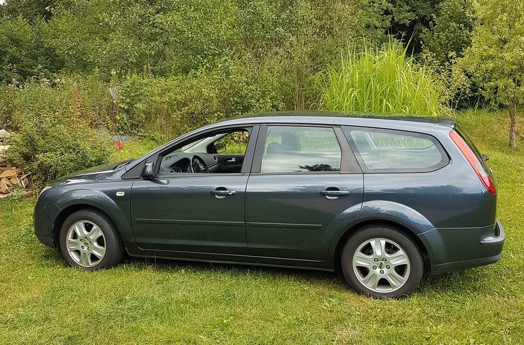 Bild des Angebotes Ford Focus 1,6 Ghia Ghia