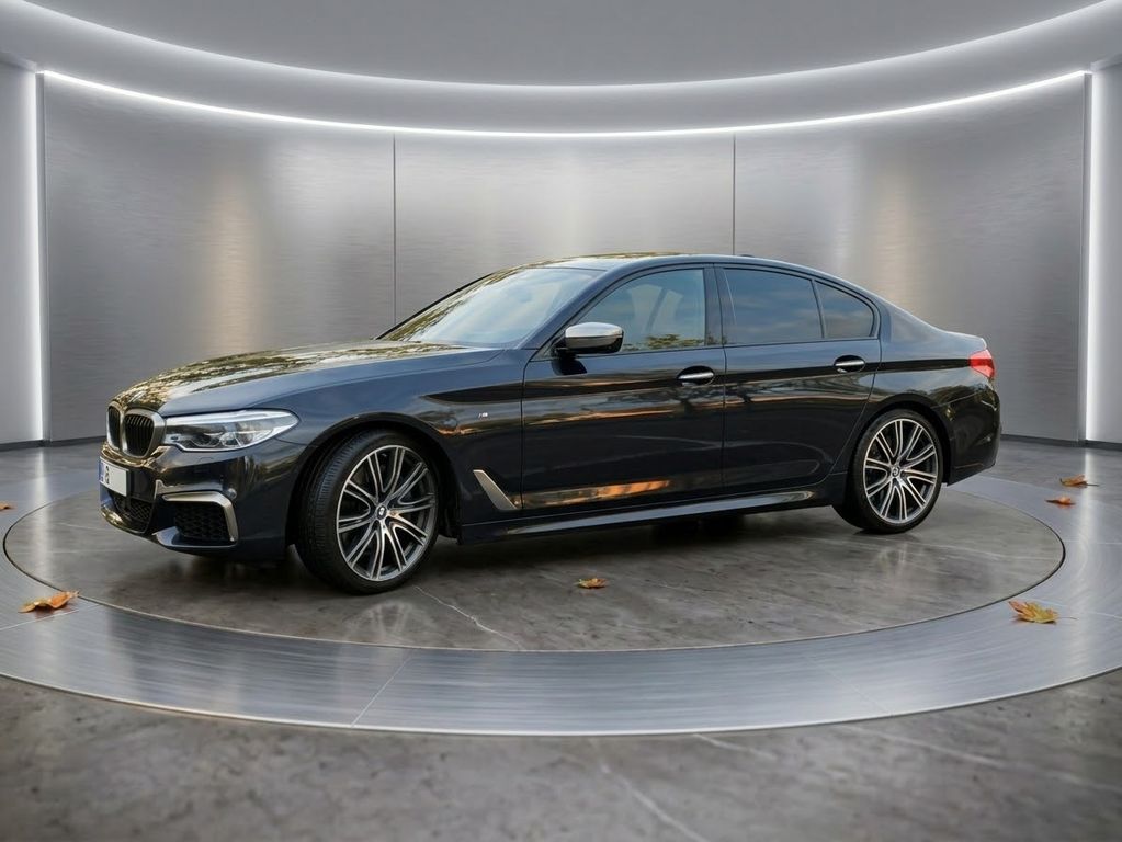 Bild des Angebotes BMW M550i xDrive A -
