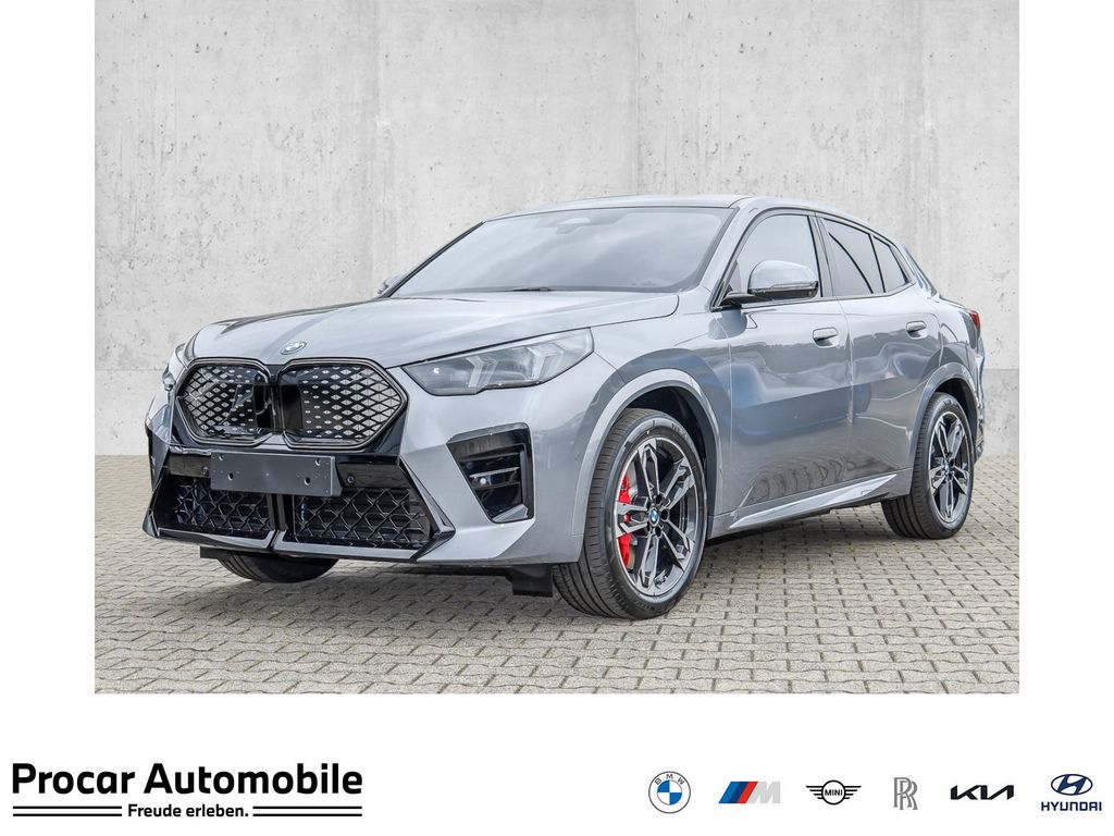 Bild des Angebotes BMW iX2 xDrive30 M Sport HUD PANO ACC AHK 360°KAM