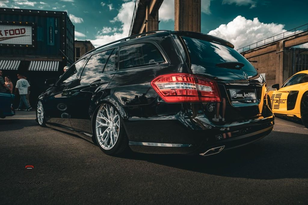 Bild des Angebotes Mercedes-Benz E 250 CDI T AMG Airride Einzelstück Avantgarde