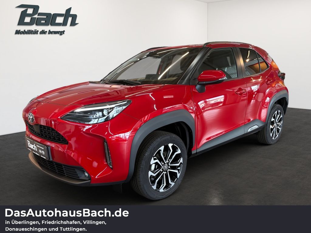 Bild des Angebotes Toyota Yaris Cross 1.5 Teamplayer Winter+Safety ACC+LED