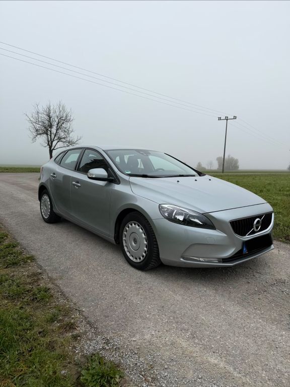 Bild des Angebotes Volvo V40 T2 Geartronic Kinetic Kinetic
