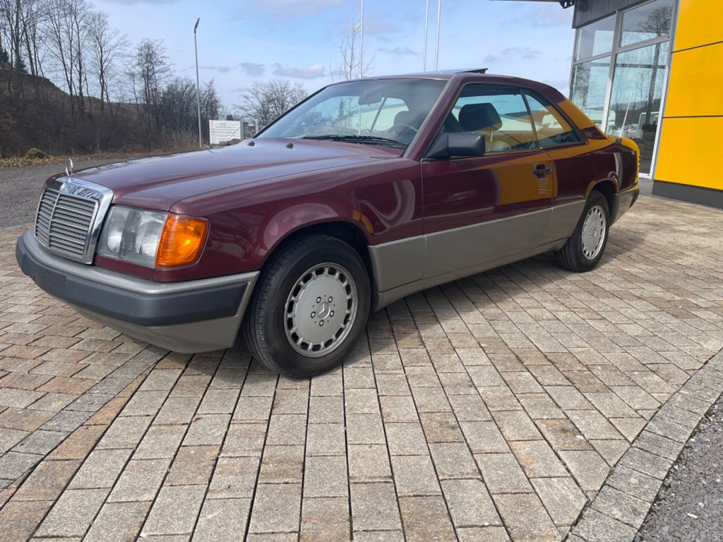 Bild des Angebotes Mercedes-Benz CE 300 original Zustand/ Leder/ Automatik