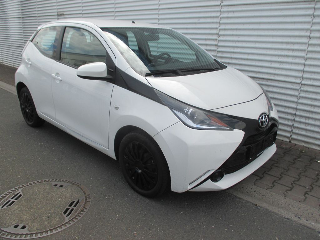 Bild des Angebotes Toyota Aygo AYGO x-play,Klimaanlage,4 türig