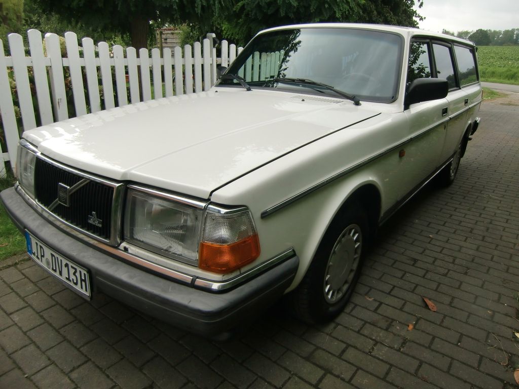 Volvo 240